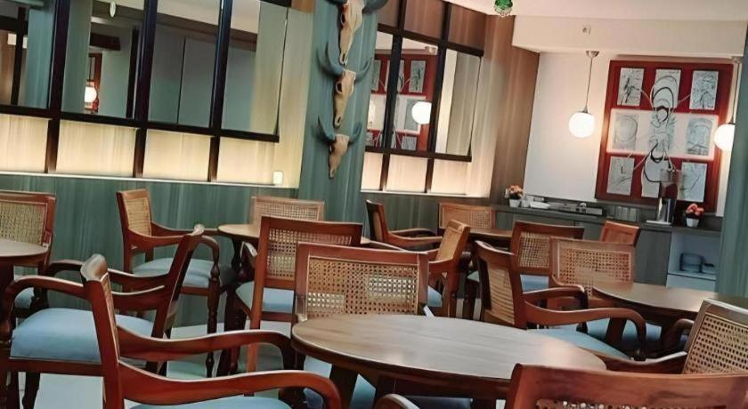 Sarila Hotel Solo Екстериор снимка